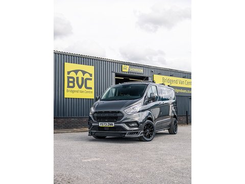 2.0 320 EcoBlue Limited Crew Van Double Cab 5dr Diesel Manual L1 H1 Euro 6 (s/s) (6 Seat) (130 ps)