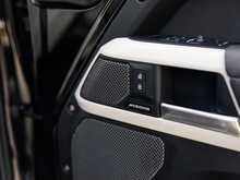 Land Rover Defender 110 3.0 D300 X-Dynamic HSE 6 Seat Hard Top Auto