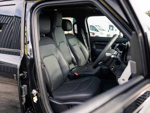 3.0 D300 MHEV X-Dynamic HSE Hard Top SUV 5dr Diesel Auto 4WD MWB Euro 6 (s/s) (300 ps)