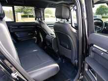 Land Rover Defender 110 3.0 D300 X-Dynamic HSE 6 Seat Hard Top Auto