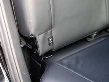 Land Rover Defender 110 3.0 D300 X-Dynamic HSE 6 Seat Hard Top Auto