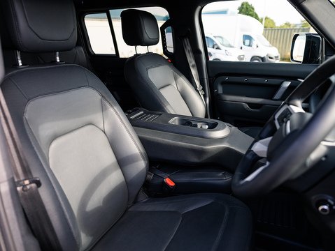 3.0 D300 MHEV X-Dynamic HSE Hard Top SUV 5dr Diesel Auto 4WD MWB Euro 6 (s/s) (300 ps)