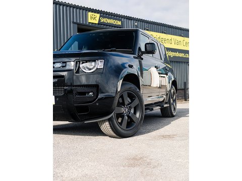 3.0 D300 MHEV X-Dynamic HSE Hard Top SUV 5dr Diesel Auto 4WD MWB Euro 6 (s/s) (300 ps)