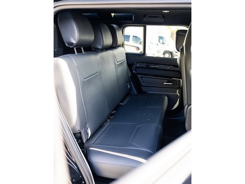 3.0 D300 MHEV X-Dynamic HSE Hard Top SUV 5dr Diesel Auto 4WD MWB Euro 6 (s/s) (300 ps)