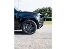 Land Rover Defender 110 3.0 D300 X-Dynamic HSE 6 Seat Hard Top Auto