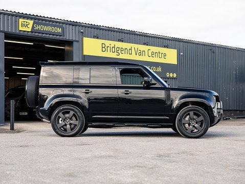 3.0 D300 MHEV X-Dynamic HSE Hard Top SUV 5dr Diesel Auto 4WD MWB Euro 6 (s/s) (300 ps)