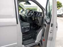 Ford Transit Custom Signature 300 2.0 EcoBlue 130 Bhp Limited L1 SWB 3-Seat Diesel 6-Speed Manual Panel Van