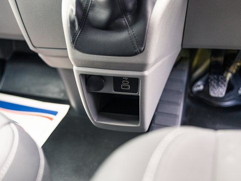 2.0 300 EcoBlue Limited Panel Van 5dr Diesel Manual L2 H1 Euro 6 (s/s) (136 ps)