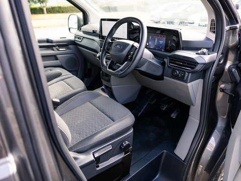 2.0 300 EcoBlue Limited Panel Van 5dr Diesel Manual L2 H1 Euro 6 (s/s) (136 ps)
