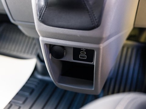 2.0 300 EcoBlue Limited Panel Van 5dr Diesel Manual L1 H1 Euro 6 (s/s) (136 ps)