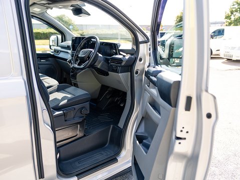 2.0 300 EcoBlue Limited Panel Van 5dr Diesel Manual L1 H1 Euro 6 (s/s) (136 ps)