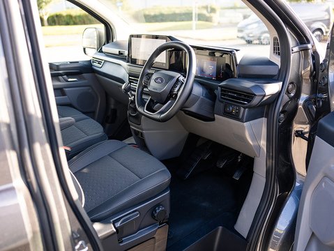 2.0 300 EcoBlue Limited Panel Van 5dr Diesel Manual L2 H1 Euro 6 (s/s) (136 ps)