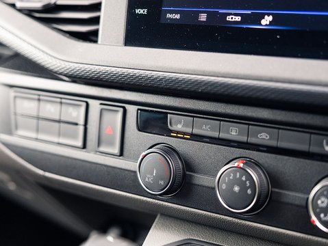 2.0 BiTDI T32 Highline Panel Van 5dr Diesel DSG 4Motion SWB Euro 6 (s/s) (204 ps)