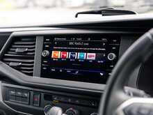 Volkswagen Transporter T6.1 T32 2.0 BiTDI 4Motion 204 BHP Highline SWB 8 Seat Kombi Euro 6 Diesel DSG 7-Speed Automatic Van