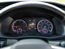 Volkswagen Transporter T6.1 T30 2.0 TDI 150 BHP Highline LWB 6 Seat Kombi Euro 6 Diesel DSG 7-Speed Automatic Van