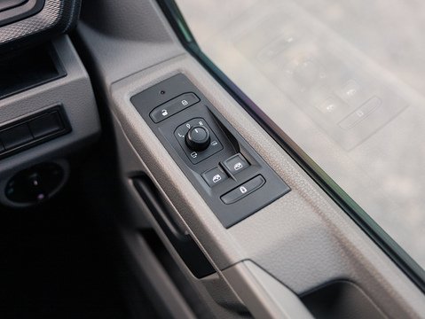 2.0 TDI T32 Highline Kombi Double Cab 5dr Diesel DSG FWD SWB Euro 6 (s/s) (150 ps)