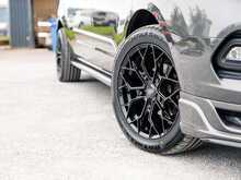 Ford Transit Custom Signature 300 2.0 EcoBlue 130 BHP Limited 6 Seat L2 LWB 6-Speed Euro 6 Diesel Manual Van