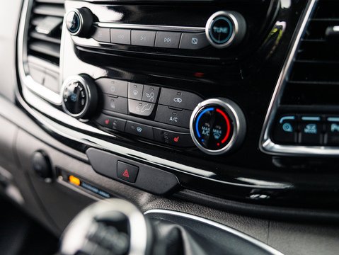 2.0 300 EcoBlue Limited Panel Van 5dr Diesel Manual L2 H1 Euro 6 (s/s) (130 ps)