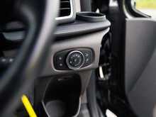 Ford Transit Custom Signature 300 2.0 EcoBlue 130 BHP Limited 6 Seat L2 LWB 6-Speed Euro 6 Diesel Manual Van