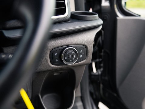 2.0 300 EcoBlue Limited Panel Van 5dr Diesel Manual L2 H1 Euro 6 (s/s) (130 ps)