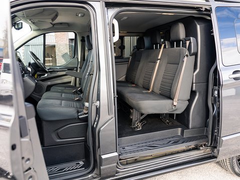 2.0 320 EcoBlue Limited Crew Van Double Cab 5dr Diesel Auto L1 H1 Euro 6 (170 ps)