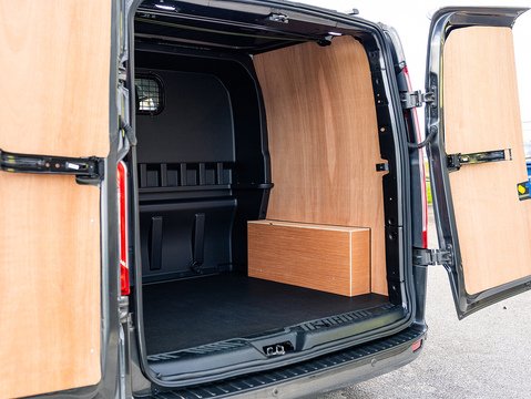 2.0 320 EcoBlue Limited Crew Van Double Cab 5dr Diesel Auto L1 H1 Euro 6 (170 ps)