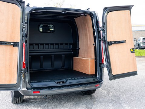 2.0 320 EcoBlue Limited Crew Van Double Cab 5dr Diesel Auto L1 H1 Euro 6 (170 ps)