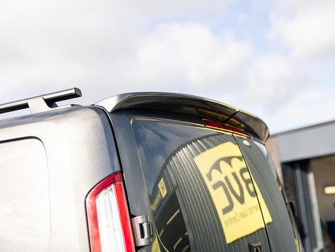 2.0 320 EcoBlue Limited Crew Van Double Cab 5dr Diesel Auto L1 H1 Euro 6 (170 ps)