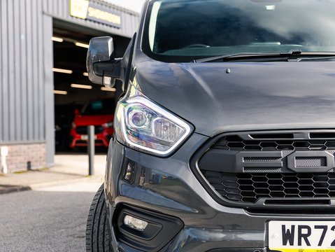 2.0 320 EcoBlue Limited Crew Van Double Cab 5dr Diesel Auto L1 H1 Euro 6 (170 ps)