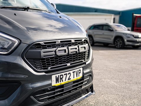 2.0 320 EcoBlue Limited Crew Van Double Cab 5dr Diesel Auto L1 H1 Euro 6 (170 ps)