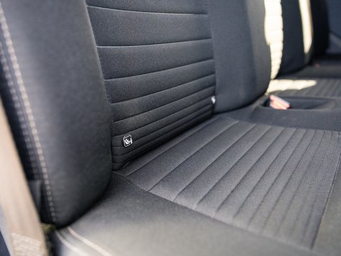 2.0 320 EcoBlue Limited Crew Van Double Cab 5dr Diesel Auto L1 H1 Euro 6 (170 ps)