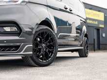 Ford Transit Custom Signature 320 2.0 EcoBlue 130 BHP Limited 5 Seat Doublecab L2 LWB Euro 6 Diesel Automatic Van