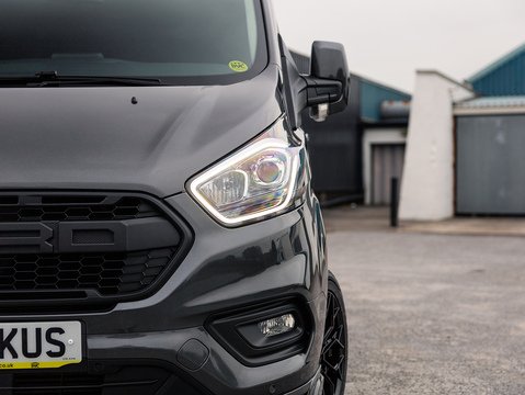 2.0 320 EcoBlue Limited Crew Van Double Cab 5dr Diesel Auto L2 H1 Euro 6 (130 ps)