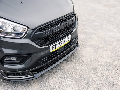 2.0 320 EcoBlue Limited Crew Van Double Cab 5dr Diesel Auto L2 H1 Euro 6 (130 ps)