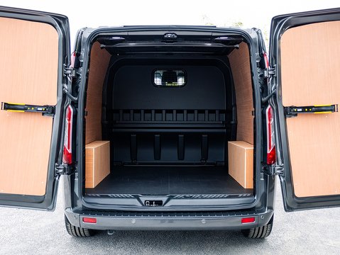 2.0 320 EcoBlue Limited Crew Van Double Cab 5dr Diesel Auto L2 H1 Euro 6 (130 ps)