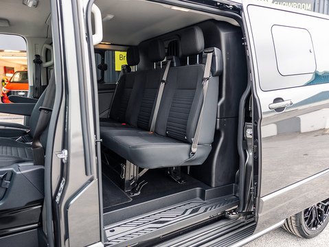 2.0 320 EcoBlue Limited Crew Van Double Cab 5dr Diesel Auto L2 H1 Euro 6 (130 ps)