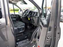 Ford Transit Custom Signature 320 2.0 EcoBlue 130 BHP Limited 5 Seat Doublecab L2 LWB Euro 6 Diesel Automatic Van