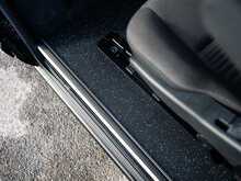 Ford Transit Custom Signature 320 2.0 EcoBlue 130 BHP Limited L2 LWB 5 Seat Manual Van