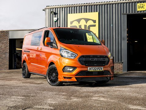 2.0 320 EcoBlue Limited Crew Van Double Cab 5dr Diesel Manual L2 H1 Euro 6 (s/s) (6 Seat) (130 ps)
