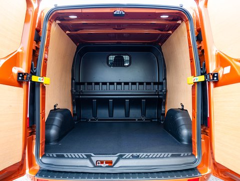 2.0 320 EcoBlue Limited Crew Van Double Cab 5dr Diesel Manual L2 H1 Euro 6 (s/s) (6 Seat) (130 ps)