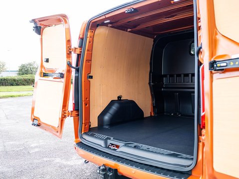 2.0 320 EcoBlue Limited Crew Van Double Cab 5dr Diesel Manual L2 H1 Euro 6 (s/s) (6 Seat) (130 ps)