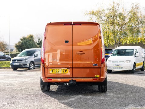 2.0 320 EcoBlue Limited Crew Van Double Cab 5dr Diesel Manual L2 H1 Euro 6 (s/s) (6 Seat) (130 ps)