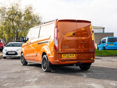 2.0 320 EcoBlue Limited Crew Van Double Cab 5dr Diesel Manual L2 H1 Euro 6 (s/s) (6 Seat) (130 ps)