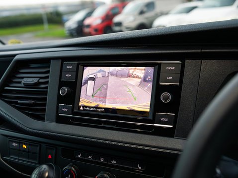 2.0 TDI T28 Highline Panel Van 5dr Diesel Manual FWD SWB Euro 6 (s/s) (150 ps)