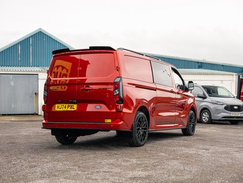 2.0 320 EcoBlue Limited Crew Van Double Cab 5dr Diesel Auto L2 H1 Euro 6 (s/s) (170 ps)