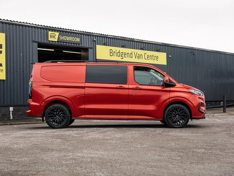 2.0 320 EcoBlue Limited Crew Van Double Cab 5dr Diesel Auto L2 H1 Euro 6 (s/s) (170 ps)