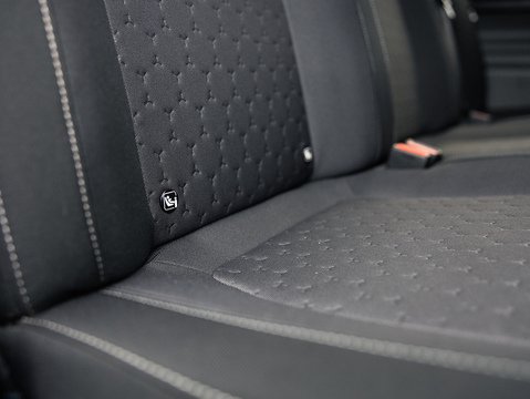 2.0 320 EcoBlue Limited Crew Van Double Cab 5dr Diesel Auto L2 H1 Euro 6 (s/s) (170 ps)