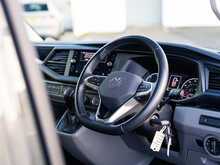 Volkswagen Transporter T6.1 T30 2.0 TDI 150 BHP Highline SWB 5 Seat Kombi Euro 6 Diesel DSG 7-Speed Automatic Van