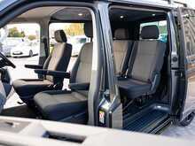 Volkswagen Transporter T6.1 T30 2.0 TDI 150 BHP Highline SWB 5 Seat Kombi Euro 6 Diesel DSG 7-Speed Automatic Van