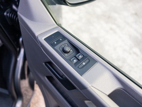 2.0 TDI T30 Highline Kombi Double Cab 5dr Diesel DSG FWD SWB Euro 6 (s/s) (150 ps)